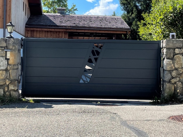 Porte en aluminium