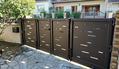 Porte en aluminium